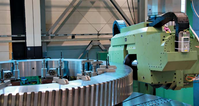 Фрезерная обработка зубчатых соединений на станках WALDRICH COBURG