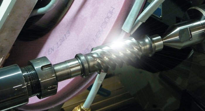 Профильное шлифование зубчатых колес высокопористыми абразивными кругами