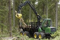 John Deere обновил лесозаготовительную технику